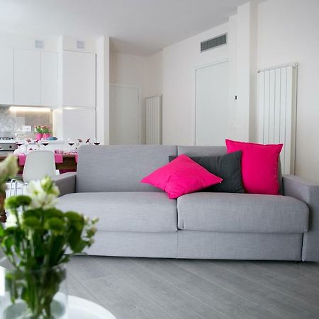 Ml House Villa Costa Volpino Kültér fotó